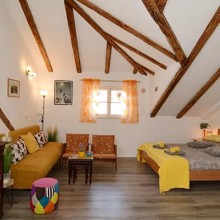 Rosi Apartment