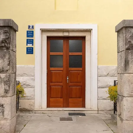 Rosi Apartment Split